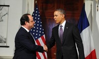 Presiden AS dan Perancis menegaskan hubungan sekutu yang erat.