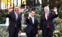 Konferensi tingkat tinggi para pemimpin Amerika Utara dibuka