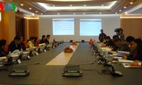 Komisi kesehatan sosial dari Majelis Tinggi Kamboja melakukan kunjungan kerja di Vietnam