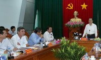 Deputi PM Vietnam, Vu Van Ninh melakukan temu kerja dengan provinsi Dong Thap tentang restrukturisasi pertanian
