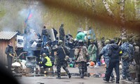 Demonstrasi di Ukraina menjadi bentrokan berdarah-darah.
