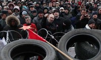 Demonstrasi meluas di Ukraina Timur untuk menuntut federalisasi