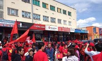 Komunitas orang Vietnam di luar negeri memprotes tindakan Tiongkok
