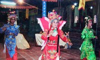 Kelas belajar opera Cheo di tengah-tengah ibukota Hanoi