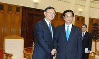 PM Nguyen Tan Dung menerima Anggota Dewan Negara Tiongkok, Yang Jiechi