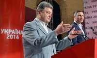 Presiden Ukraina, Petro Poroshenko menyatakan melakukan kembali operasi militer