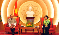 Wakil Ketua MN Vietnam, Nguyen Thi Kim Ngan menerima Kepala Badan Auditing Kerajaan Bhutan, Dasho Ugen Chewang