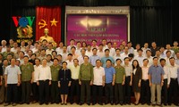 Menteri Keamanan Publik Vietnam melakukan pertemuan dengan para pejabat penerus senior