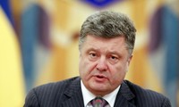 Presiden Ukraina mendukung desentralisasi kekuasaan untuk kawasan-kawasan di bagian Timur