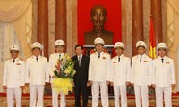 Pasukan Keamanan Publik Rakyat Vietnam turut membela hak dan kepentingan yang sah dari Negara dan warga negara