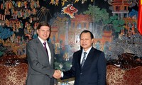 Deptui PM Vietnam, Vu Van Ninh menerima Ketua Bank JP Morgan
