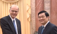 Presiden Vietnam Truong Tan Sang menerima Ketua Mahkamah Keadilan Hungaria, Darak Peter