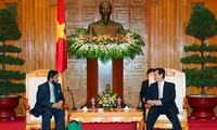 PM Vietnam, Nguyen Tan Dung menerima Ketua Komite Antar-Pemerintah tentang perubahan iklim dari PBB, Rajendra Pachauri