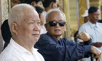 Kamboja mengadakan kembali sesi pengadilan terhadap dua mantan pemimpin Khmer Merah