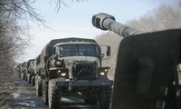 Ukraina: pasukan penuntut kemerdekaan menyatakan mulai menarik senjata berat