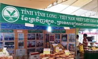 Vietnam berpartisipasi pada Pekan raya perdagangan Kampong Speu 2015