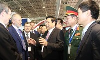Vietnam menghadiri Pameran Penerbangan dan Pelayaran Internasional Langkawi