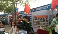 78 tema dan teknik yang terkemuka dimuliakan pada acara demonstrasi dari instansi kesehatan kota Hanoi