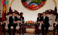 Presiden Vietnam, Truong Tan Sang melakukan pertemuan dengan PM dan Ketua Parlemen Laos