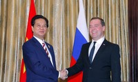 PM Federasi Rusia, Dmitry Medvedev melakukan kunjungan resmi di Vietnam