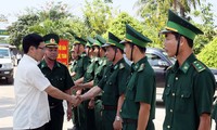 Deputi PM, Menlu Vietnam, Pham Binh Minh melakukan kunjungan kerja di provinsi An Giang
