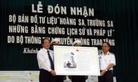 Dua kepulauan Hoang Sa dan Truong Sa adalah wilayah Vietnam