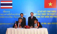 Acara penandatanganan MoU tentang penceghaan dan pemberantasan kriminalitas narkotika Vietnam-Thailand
