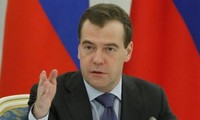 Rusia memperingatkan pendirian keras terhadap Ukraina tentang masalah pembayaran utang