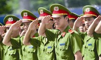 Berlangsung banyak aktivitas memperingati ultah ke-70 Hari Tradisi Keamanan Publik Rakyat Vietnam
