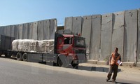 Israel membuka kembali koridor-koridor  perbatasan di Jalur Gaza