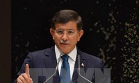 PM Turki melakukan perundingan untuk membentuk Pemerintah koalisi