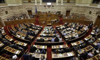 Parlemen Yunani mengesahkan RUU ke-2 mengenai reformasi yang keras
