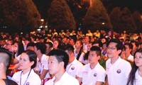Temu pergaulan antara kaum muda kota Da Nang dengan para pemuda diaspora Vietnam 