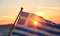 Ekonomi Yunani dengan tiba-tiba mengalami pertumbuhan