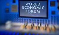 Forum ekonomi Davos Musim Panas membahas peta jalan pertumbuhan baru
