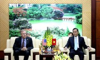 Vietnam aktif menyempurnakan RUU mengenai Berpercayaan dan Beragama dan UU mengenai Asosiasi
