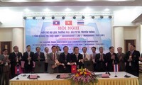 Memperkuat kerjasama antara 3 provinsi dari 3 negara Vietnam, Laos dan Thailand