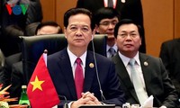 PM Vietnam, Nguyen Tan Dung menyinggung masalah Laut Timur di Konferensi Tingkat Tinggi Asia Timur