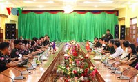 Rombongan kerja Badan Pengarahan kawasan Nam Bo Barat melakukan kunjungan kerja di Kamboja