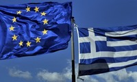 Yunani mencapai permufakatan dengan para kreditor untuk menerima pos pengucuran sebesar 1 miliar Euro