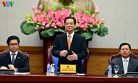 PM Vietnam, Nguyen Tan Dung melakukan pertemuan dengan badan-badan usaha yang tipikal