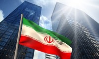 AS menunda pelaksanaan sanksi-sanksi baru terhadap Iran