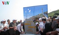 Acara menempatkan batu untuk membangun Tugu Monumen “Prajurit Hoang Sa”