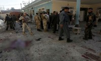 Terjadi serangan bom bunuh diri di Afghanistan sehingga menimbulkan banyak korban