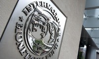 IMF menghapuskan ketentuan prioritas dalam membantu Yunani