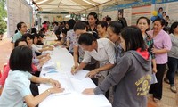 Puluhan ribu lapangan kerja gratis untuk kaum pekerja di kota Hanoi