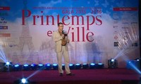 Gala “Printemps en ville”, destinasi bagi para mantan mahasiswa  Vietnam di Perancis