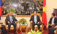 Membawa hubungan kerjasama antara Kementerian Keamanan Publik Vietnam dan Badan Keamanan Federasi Rusia semakin menjadi substantif