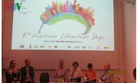  Pembukaan Program ke-6 Hari-hari sastra Eropa di kota Hanoi