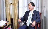 Deputi Menlu Vietnam, Bui Thanh Son menjawab interviu tentang kunjungan PM Nguyen Xuan Phuc di Jepang dan kehadiran-nya di KTT G-7 yang diperluas